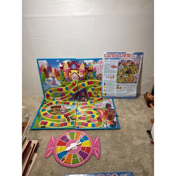 Candy Land Board Game By Hasbro Gaming  Spin & Move Classic Family 2014 - Picture 2 of 6